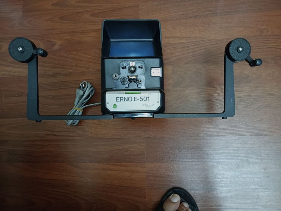 Стар японски филмов проектор от 1975г. Erno 501
