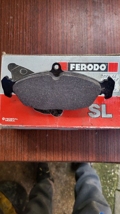 Продавам предни накладли  FERODO!