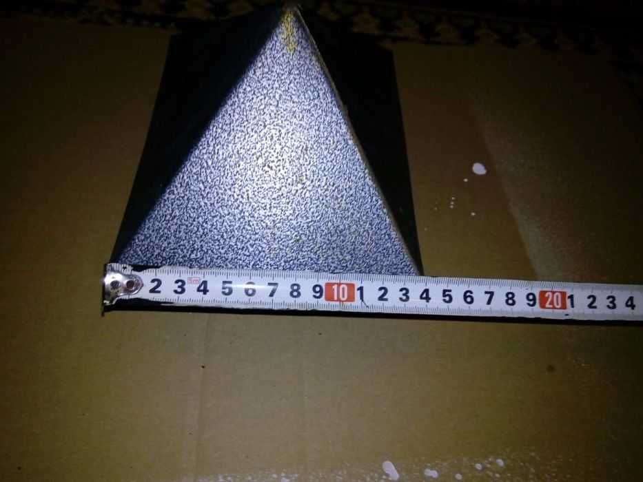 Домик на вытяжную трубу