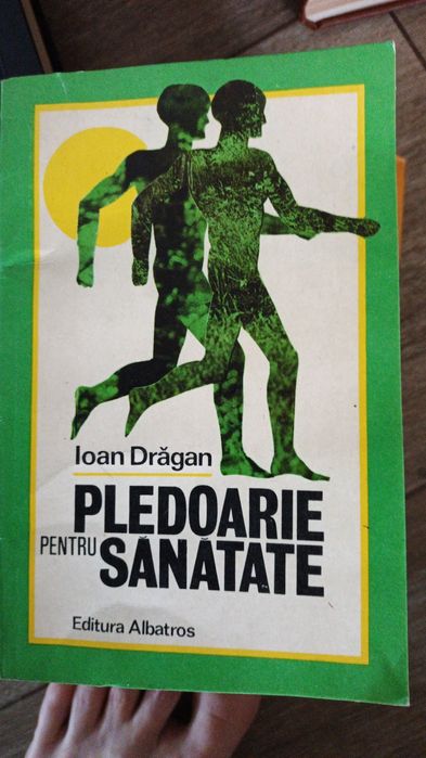 Vand 6 carti categoria sport