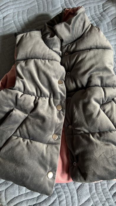 Продам двухсторонную безрукавку