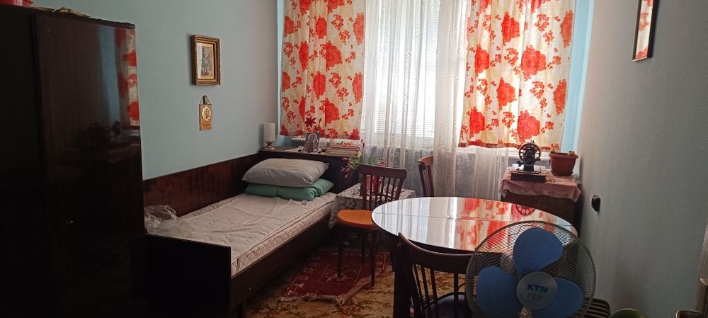 Продава се Тристаен апартамент в Шумен, Болницата - 100 кв.м за 1200 €/кв.м - Снимка #4