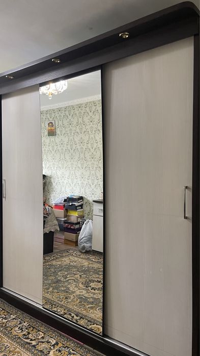 Шкаф-купе для одежды