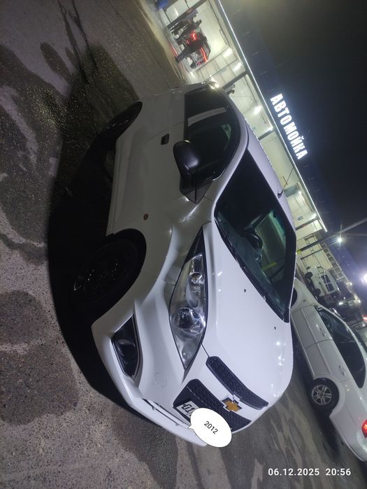 Срочна сотаман спарк 2.паз катта матор  ген бор  3 пк газ