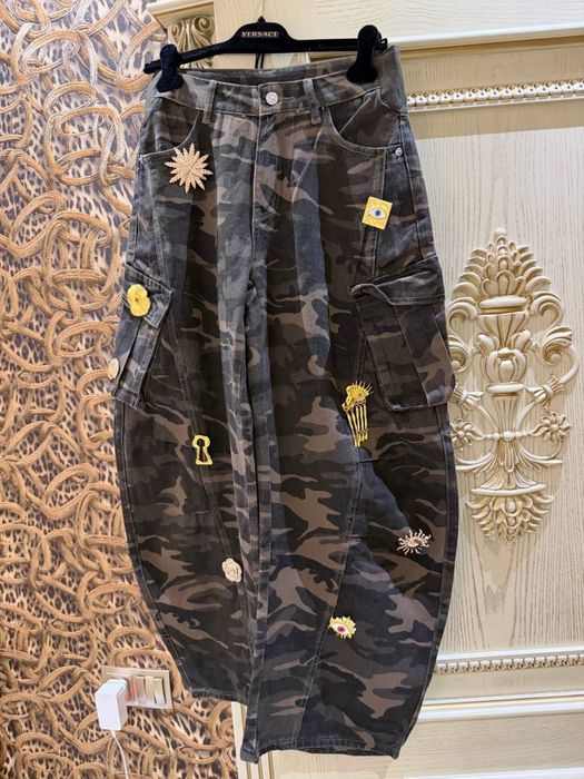 Джинсы новые S камуфляжные