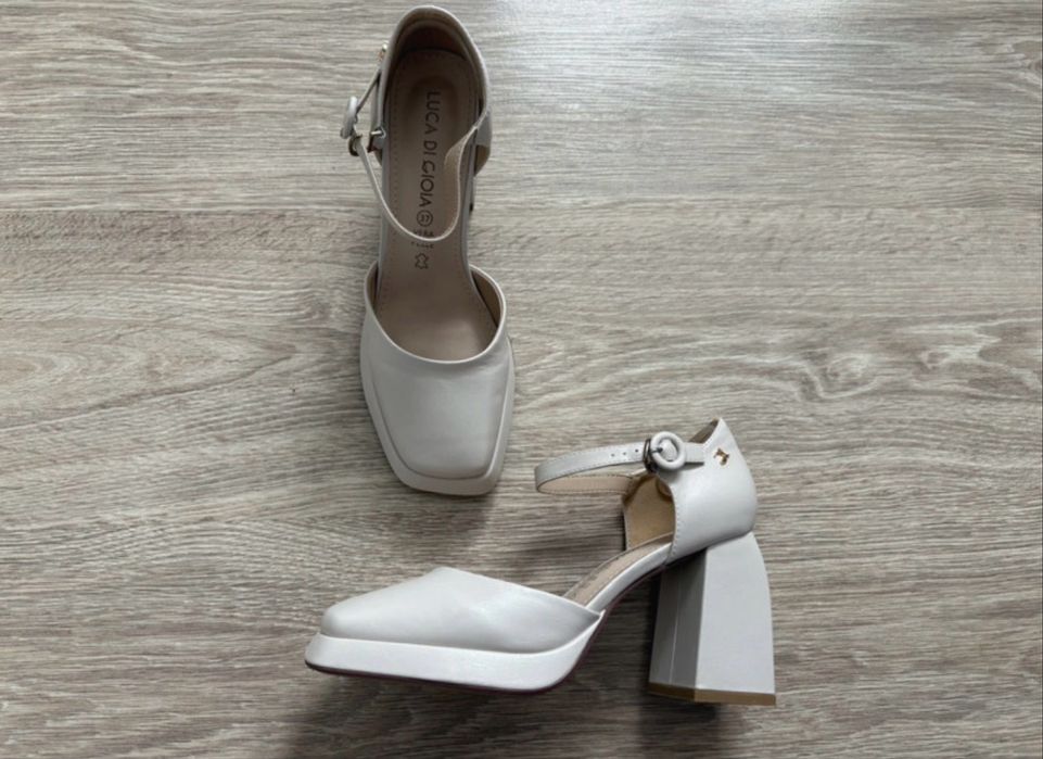 Pantofi cu toc din piele, marimea 37