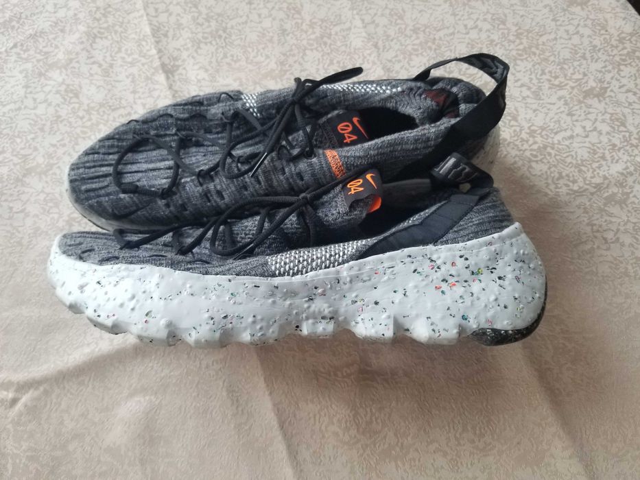 Маратонки Nike Space Hippie 04