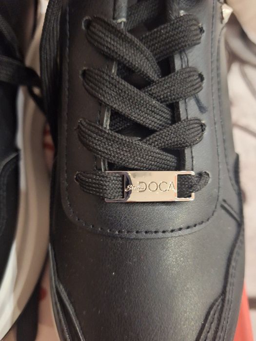 Дамски сникърси на DOCA нови за 50лв