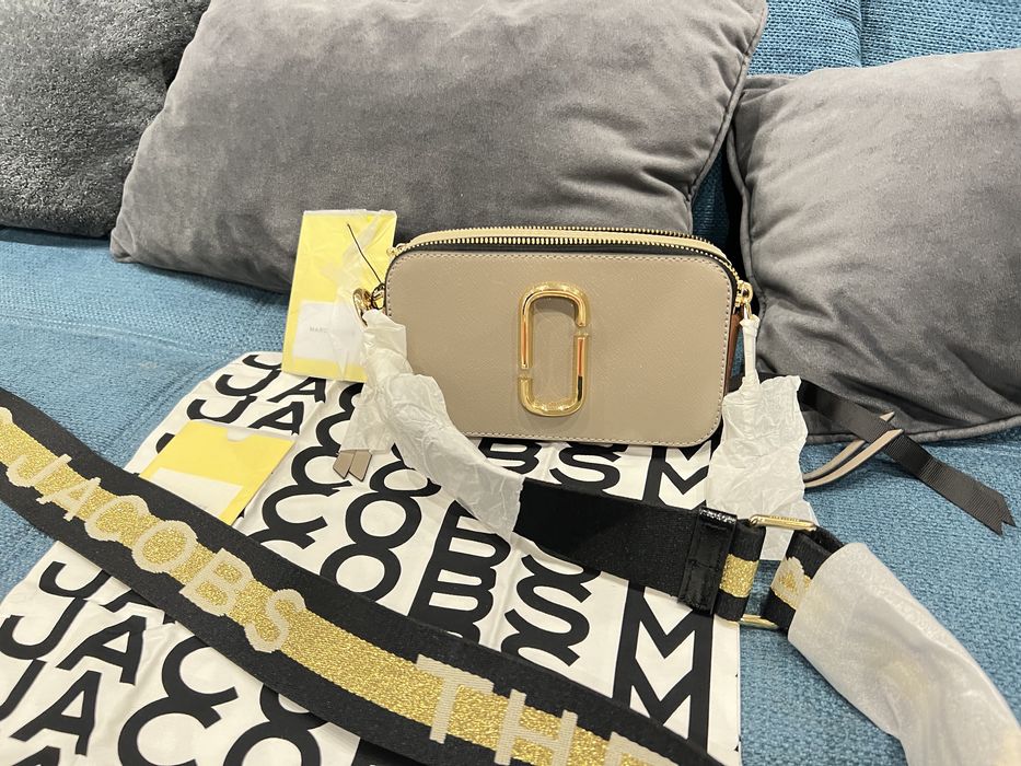 Mark Jacobs The snapshot camera bag.100%ориг. С етикети,сериен номер!