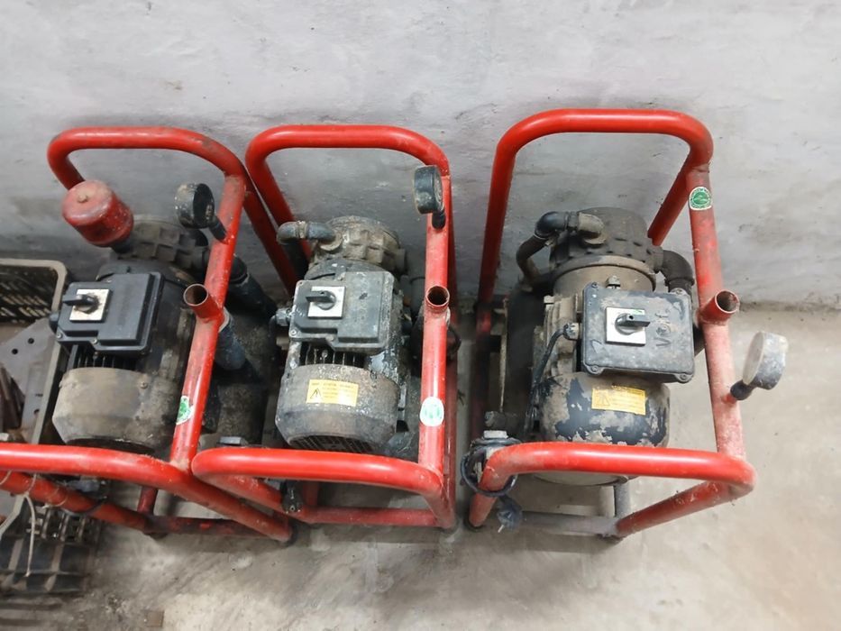 Вакум помпи 3броя