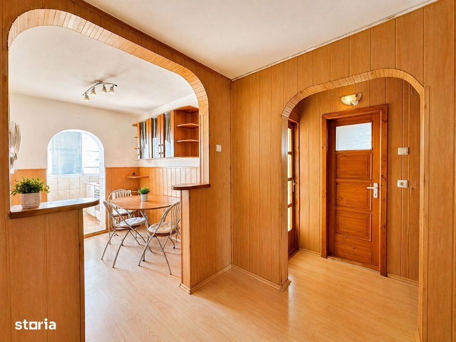 Pb cu 2 camere - Etajul 4 - Zona strazii Sovata - Decebal - IMOBIHOR