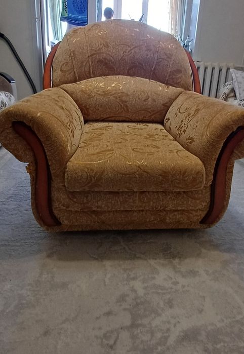 Бесплатно отдам кресло!