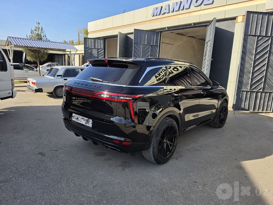 Nissan venucia full