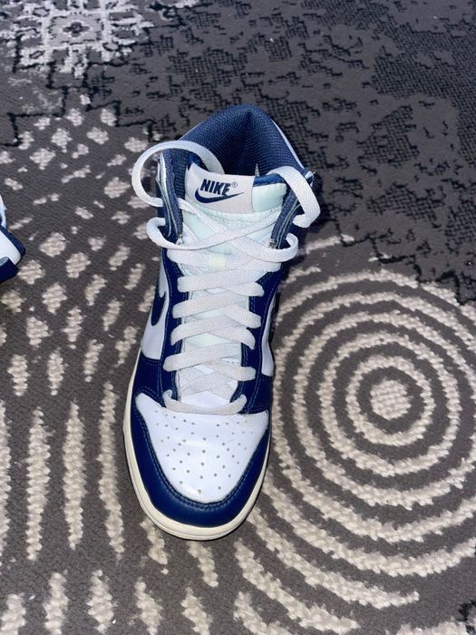 Vând Nike Dunk High