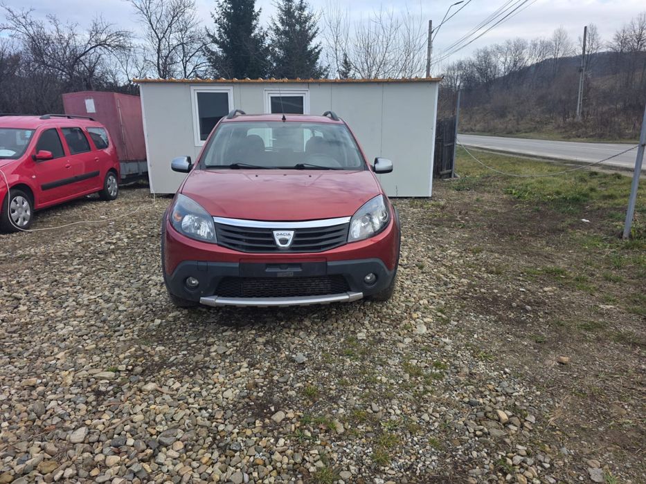 Dacia Sandero Stepway 1.6 benzină + GPL