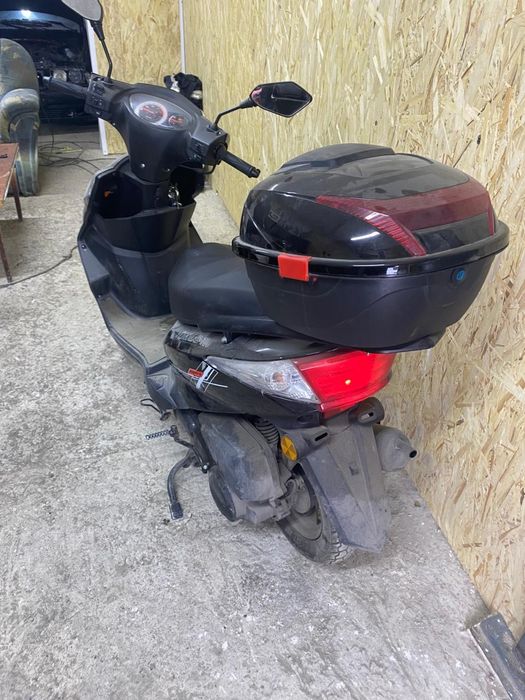 Скутер Nomad ( 700 )