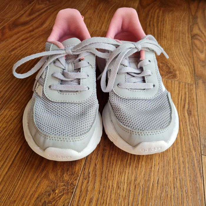 Adidasi fete marime 29 usori flexibili stare f buna