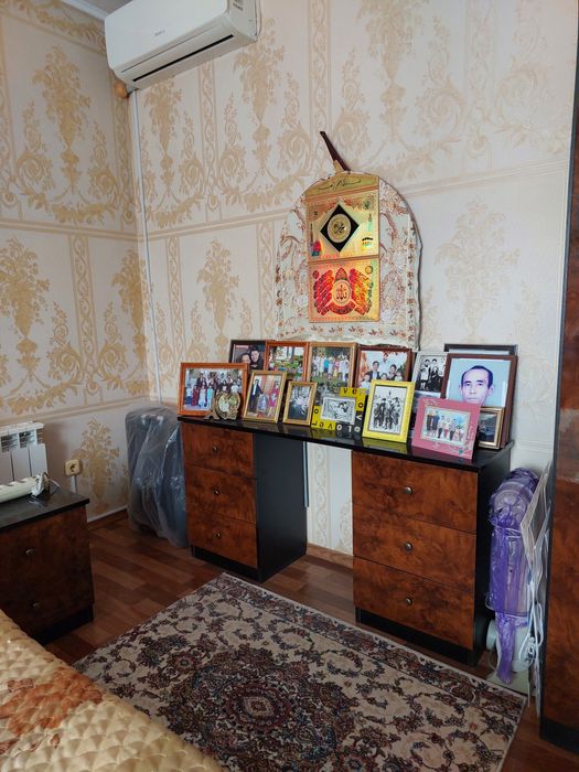 Продам спальный гарнитур "Роза".