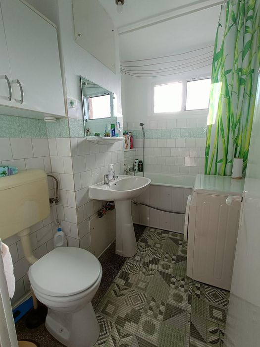 Vând apartament cu 2 camere