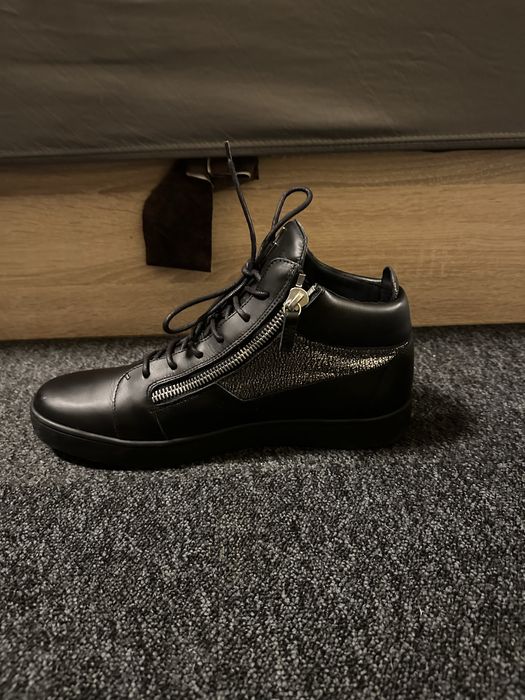 Обувки Giuseppe zanotti