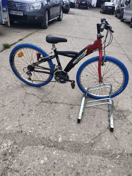 Bicicleta Mountain Bike cu roți de 24