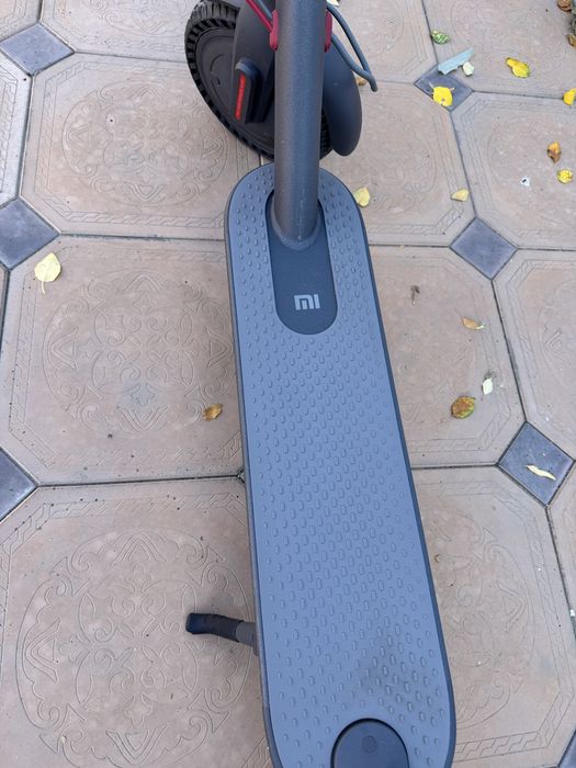 Самокат Xiaomi Mijia M365