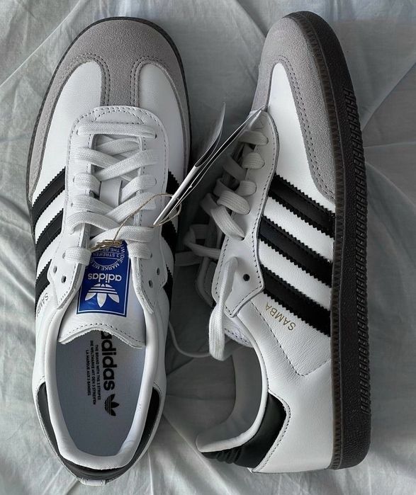 Продам кроссовки Adidas samba оригинал