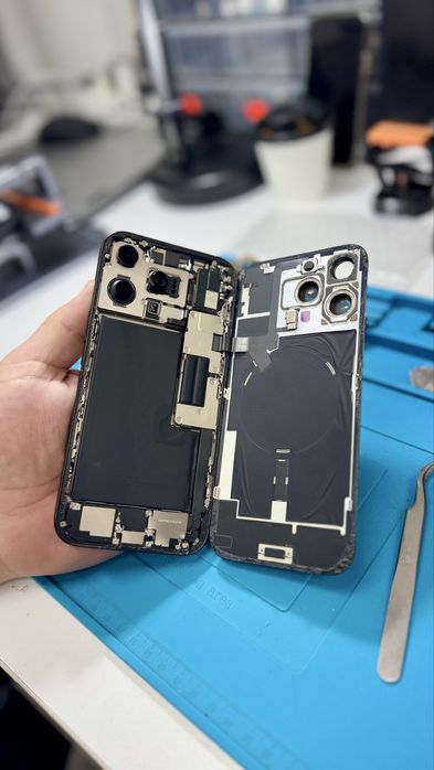 Display carcasa baterie camera difuzor iohone 16 pro