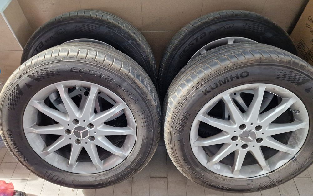 4 бр.перфектни летни гуми 255/55 R18 KUMHO ECSTA PS 71