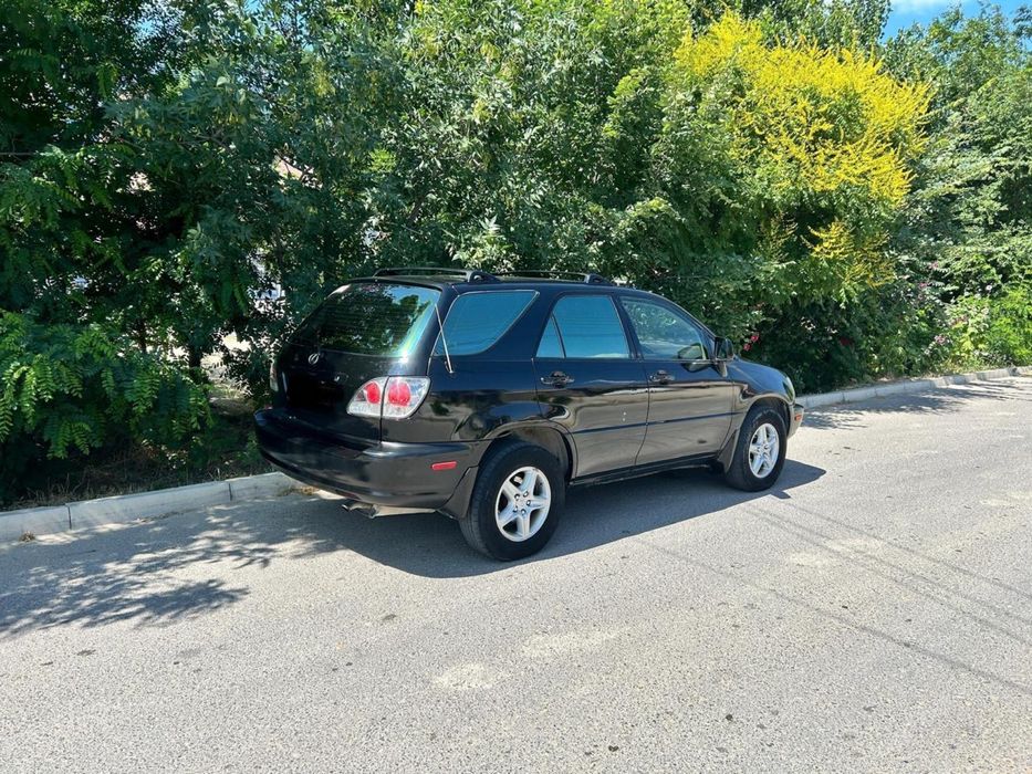 Лексус рх 300 ,2000 г срочно