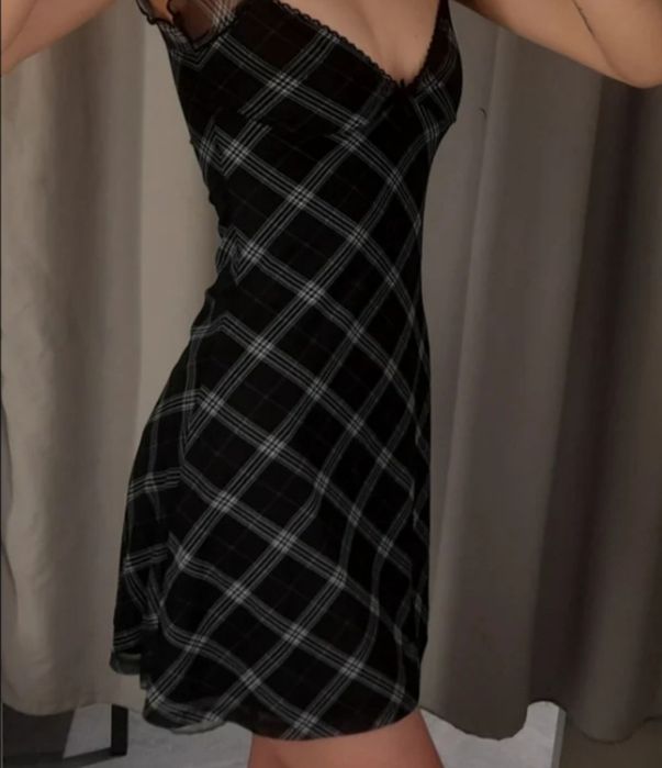 Платье в клетку короткое