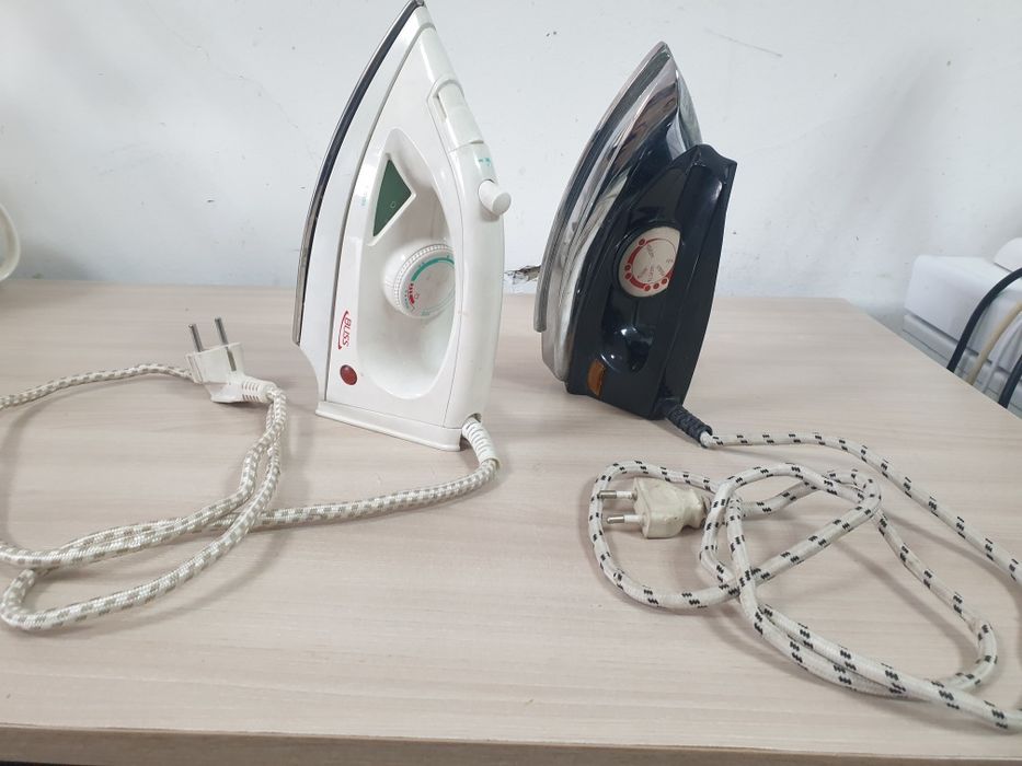 Утюги старые продам