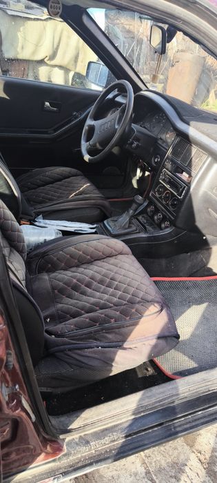 Автомобиль Audi 80 b3