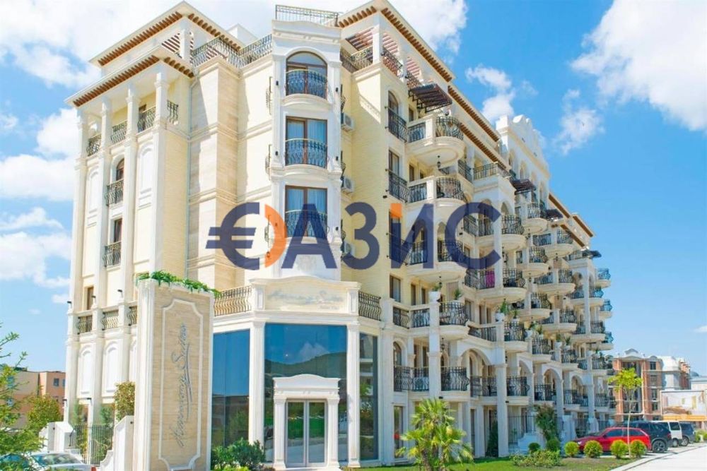Продава се Двустаен апартамент в Свети Влас - 60 кв.м за 1275 €/кв.м - Снимка #11