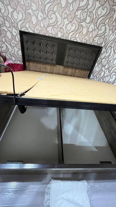 Продаю спальню в отличном состоянии!