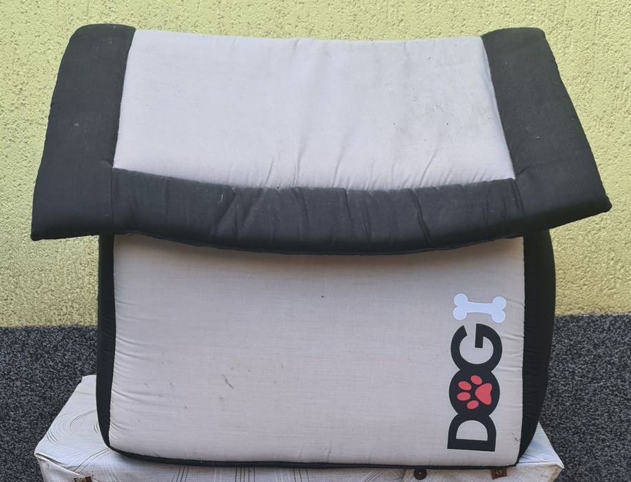 Cușcă de câini pentru interior