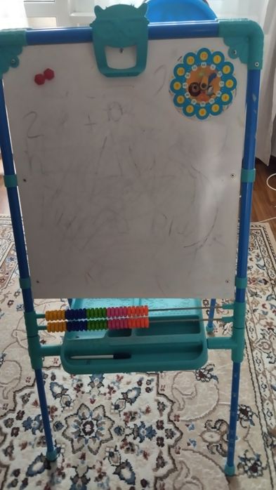 Продам мольберт, двухстронняя доска