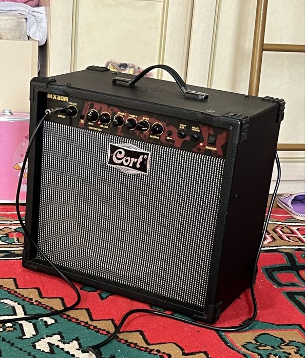 Rockdale электрогитара