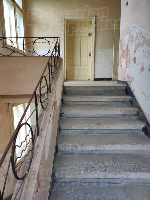 Продава се Къща в с. Сини вир, Област Шумен - 450 кв.м за 178 €/кв.м - Снимка #6