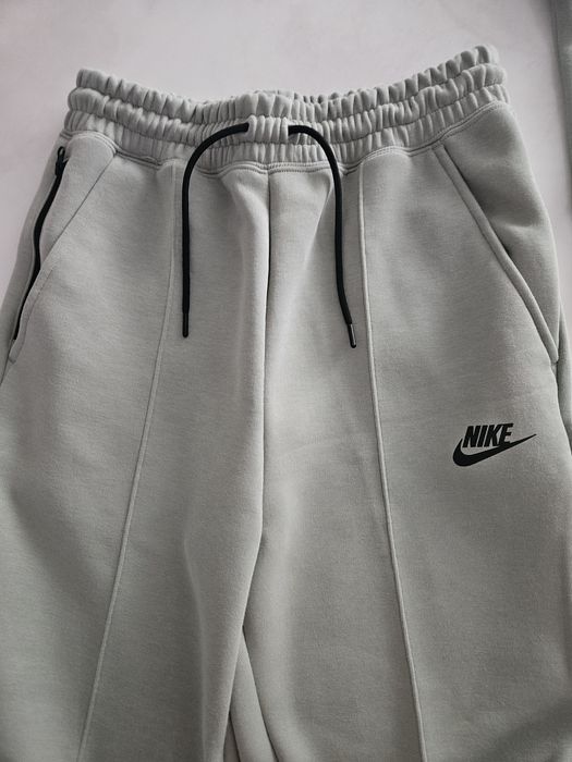 Анцунг  Nike tech НОВ-ОРИГИНАЛ