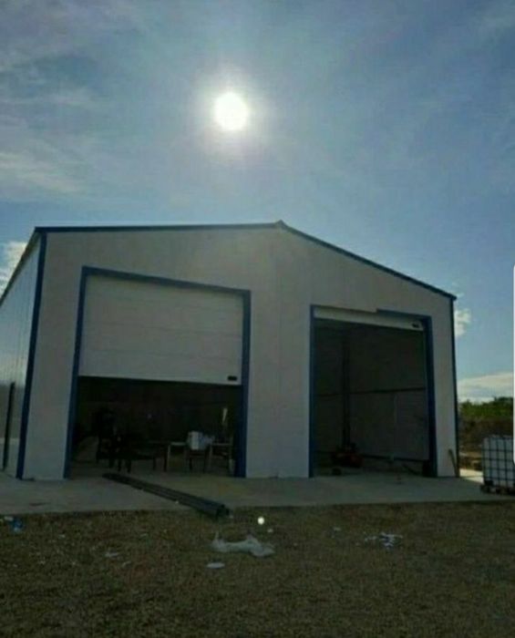 Vand garaj pentru autoturisme de 13×6×3