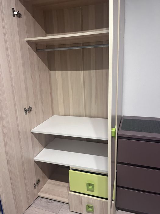 Vand set pat cu saltea si dulap copii, Mobexpert