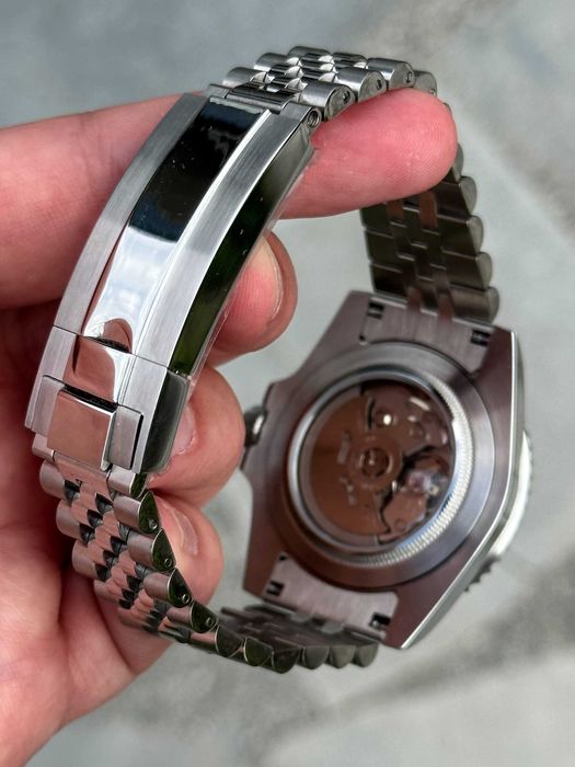 Seiko Mod Automatic GMT BRUCE WAYNE