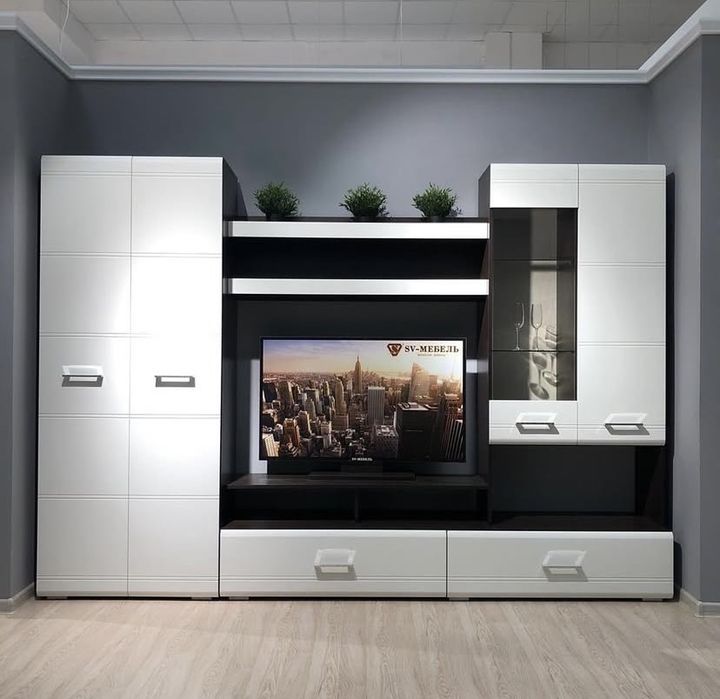 Стенка в идеальном состоянии