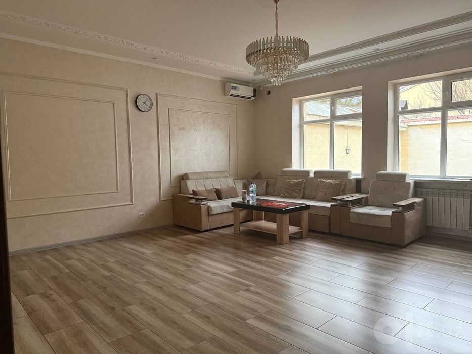 дом 3.3 сотих продается