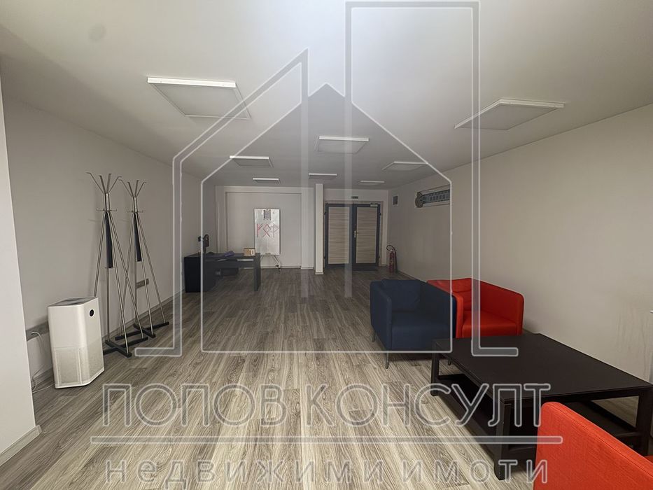 Дава се под наем Офис в Пловдив, Център - 130 кв.м за 1445.85 € - Снимка #1