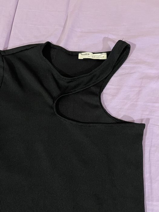 Черна рокля pull and bear