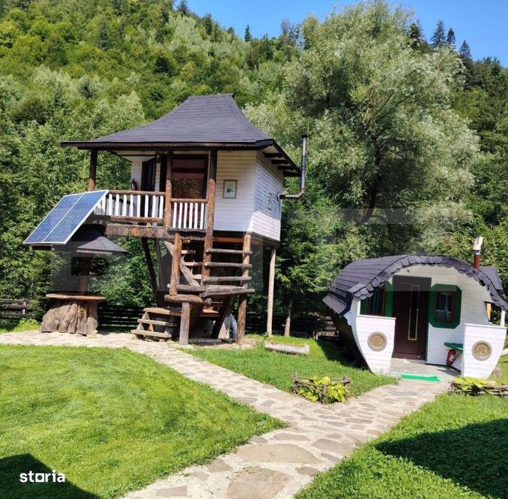 Cabana/Casa de vacanta in Molid, SV, 136 mp, teren cu 3300 mp, Iaz cu
