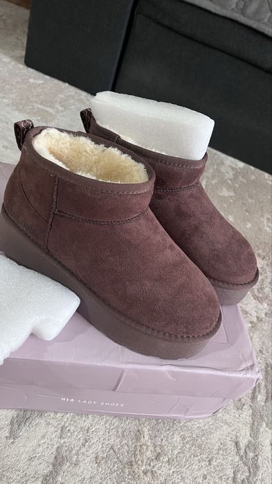 Угги шоколадного цвета