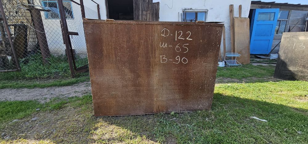 Продам металлический бак